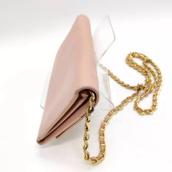 Authentic Preloved Prada wallet on chain - Picture 2 of 10